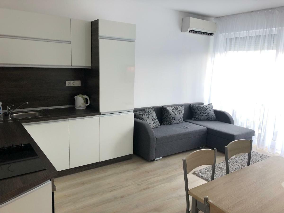 Belle Casa 34 Apartment Debrecen Ngoại thất bức ảnh