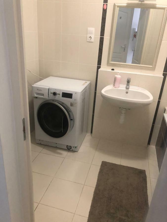 Belle Casa 34 Apartment Debrecen Ngoại thất bức ảnh
